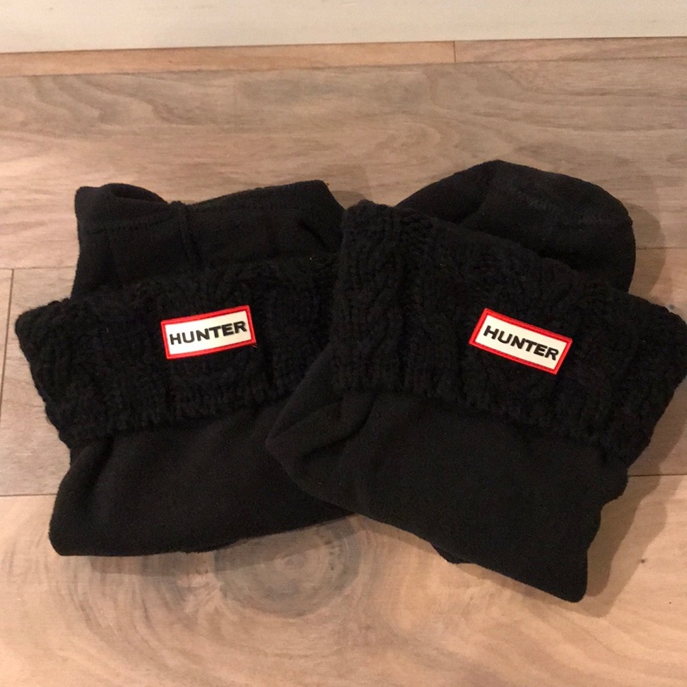 Cable Knitted Cuff Tall Boot Socks: Black